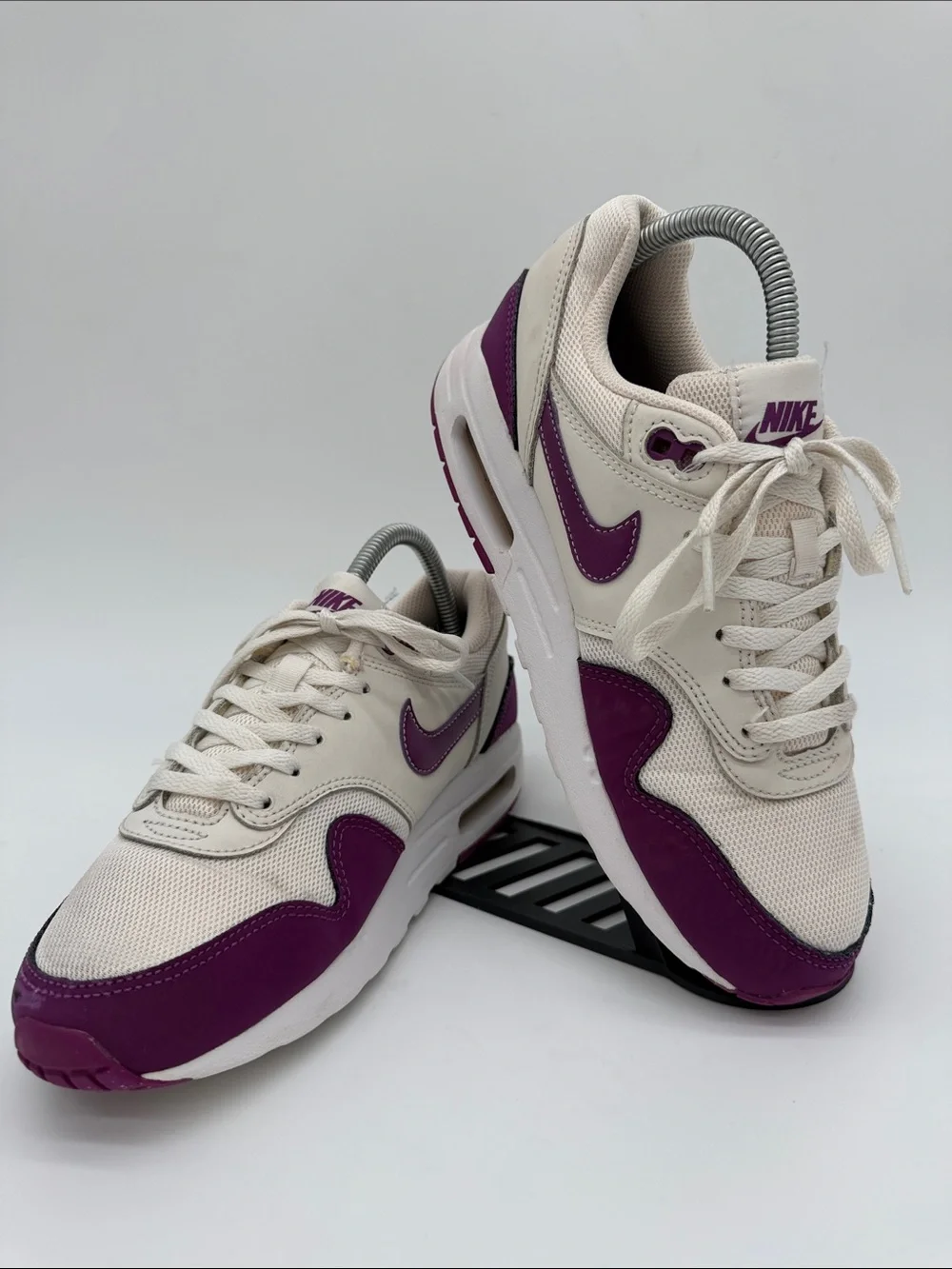 Nike Air Max 1 GS 'White Viotech' Youth Size 6